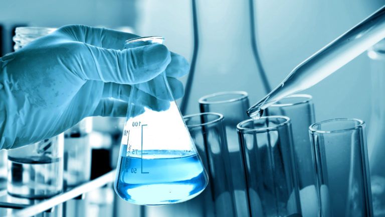 laboratory-management-consumer-packaged-goods-cpr-1280x720_tcm27-5656